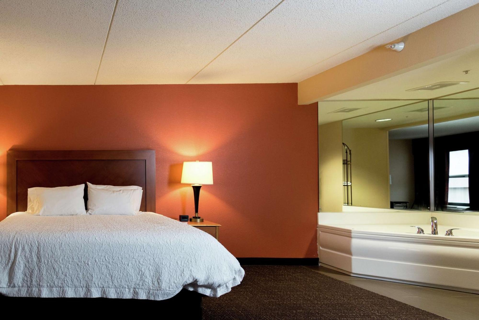 Hampton Inn Muskegon Muskegon Heights Экстерьер фото