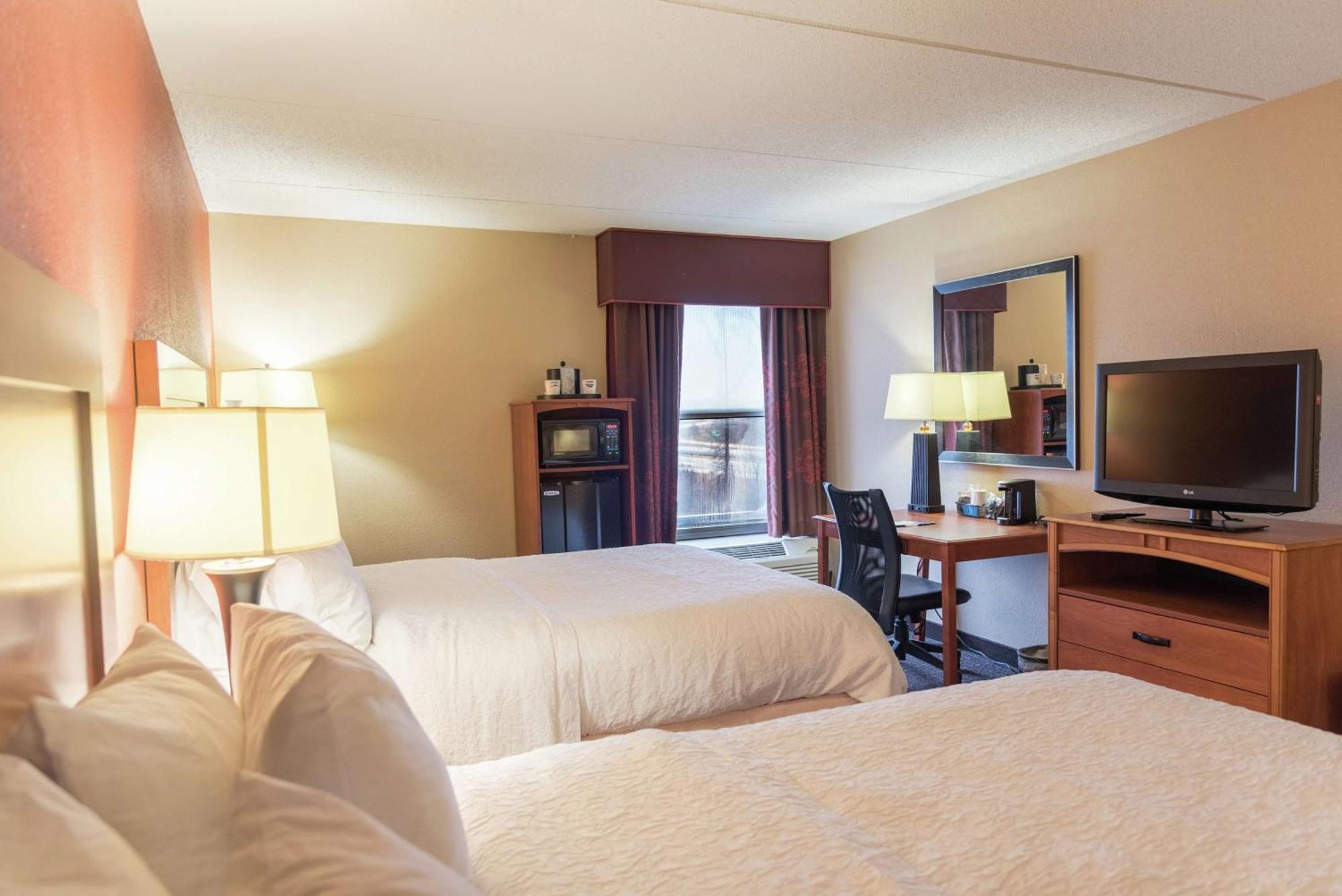 Hampton Inn Muskegon Muskegon Heights Экстерьер фото