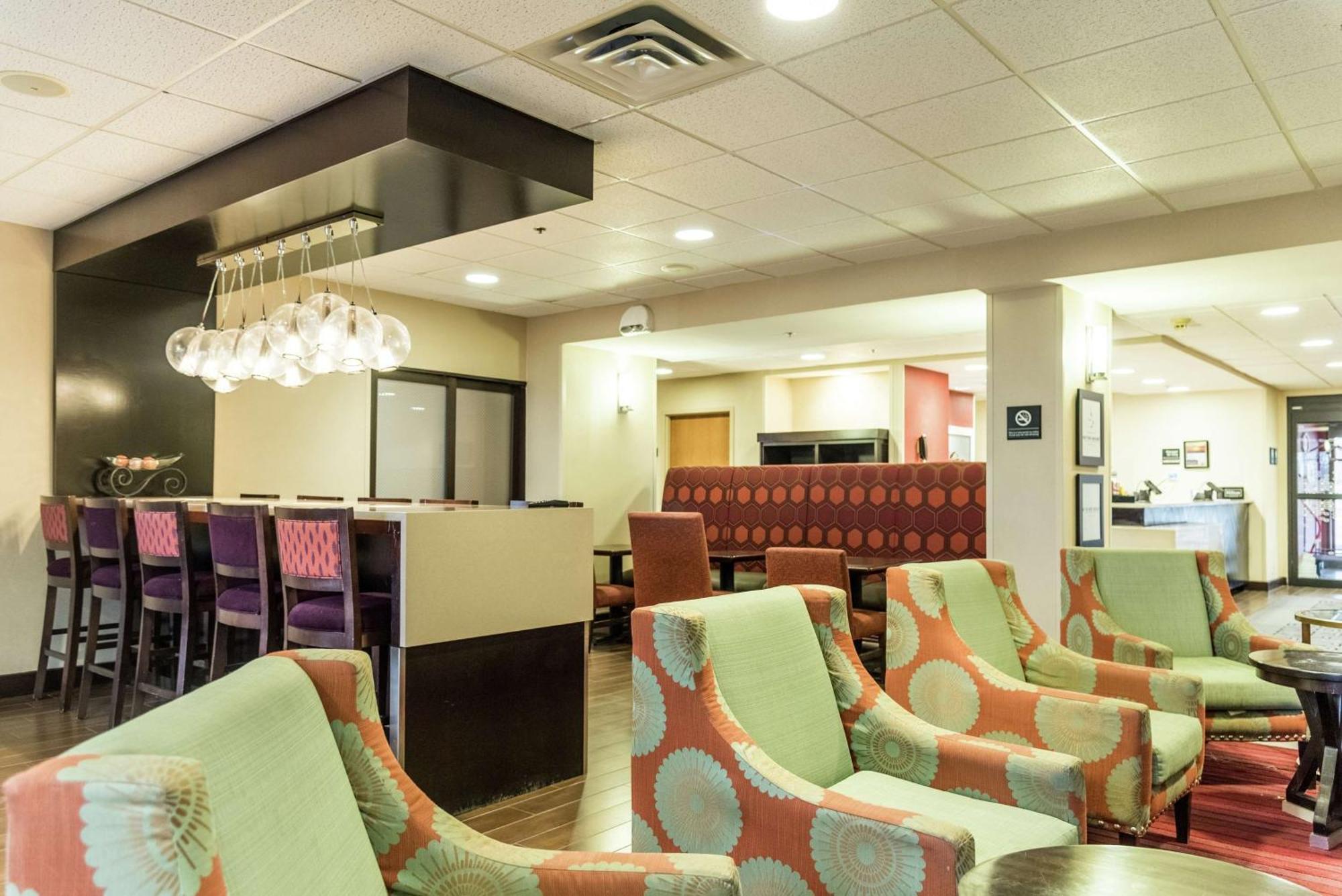Hampton Inn Muskegon Muskegon Heights Экстерьер фото